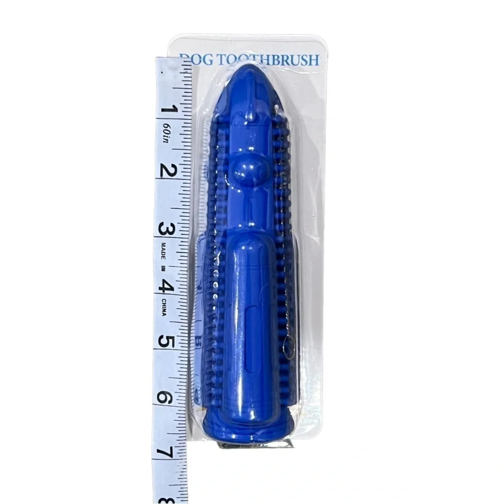 NWT Q Dan Dog Dental Cleaning Chew Toy Toothbrush